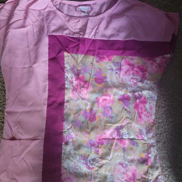 Koi scrub top